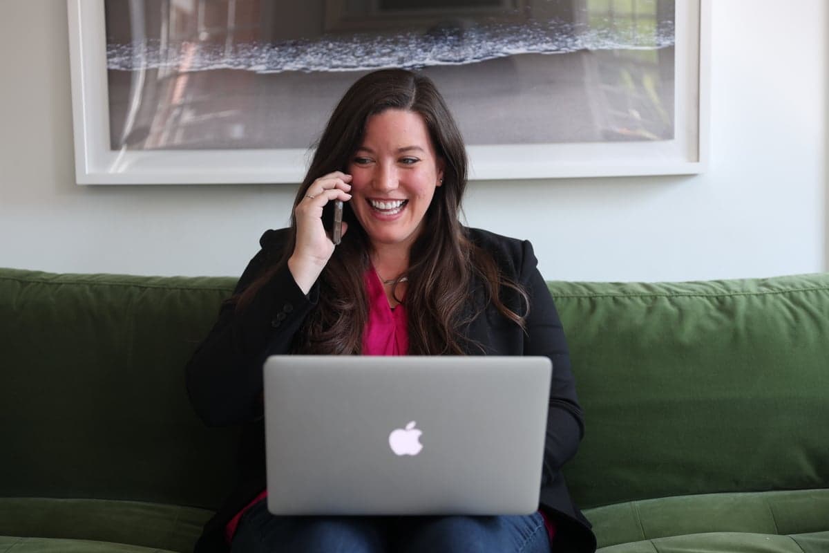 9 Scripts To Bolster Your Team’s Cold Calling Rates